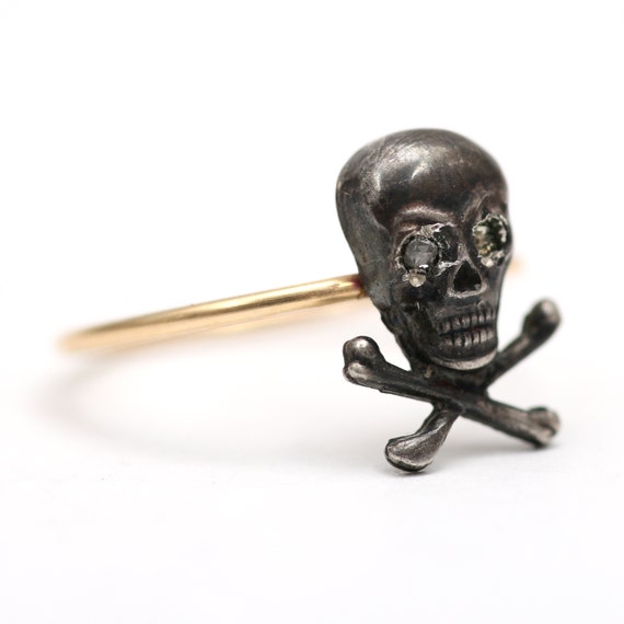 Gold and Sterling Skull Ring - image 2