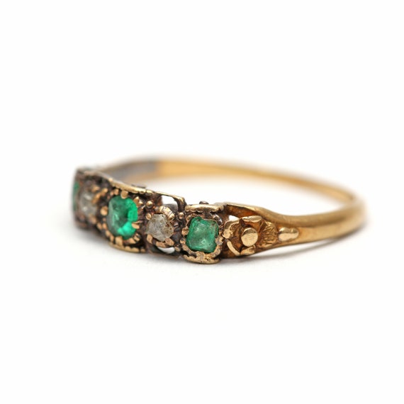 18k Victorian Diamond Emerald Band - image 2