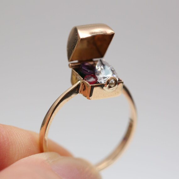 14k Treasure Chest Ring Gem