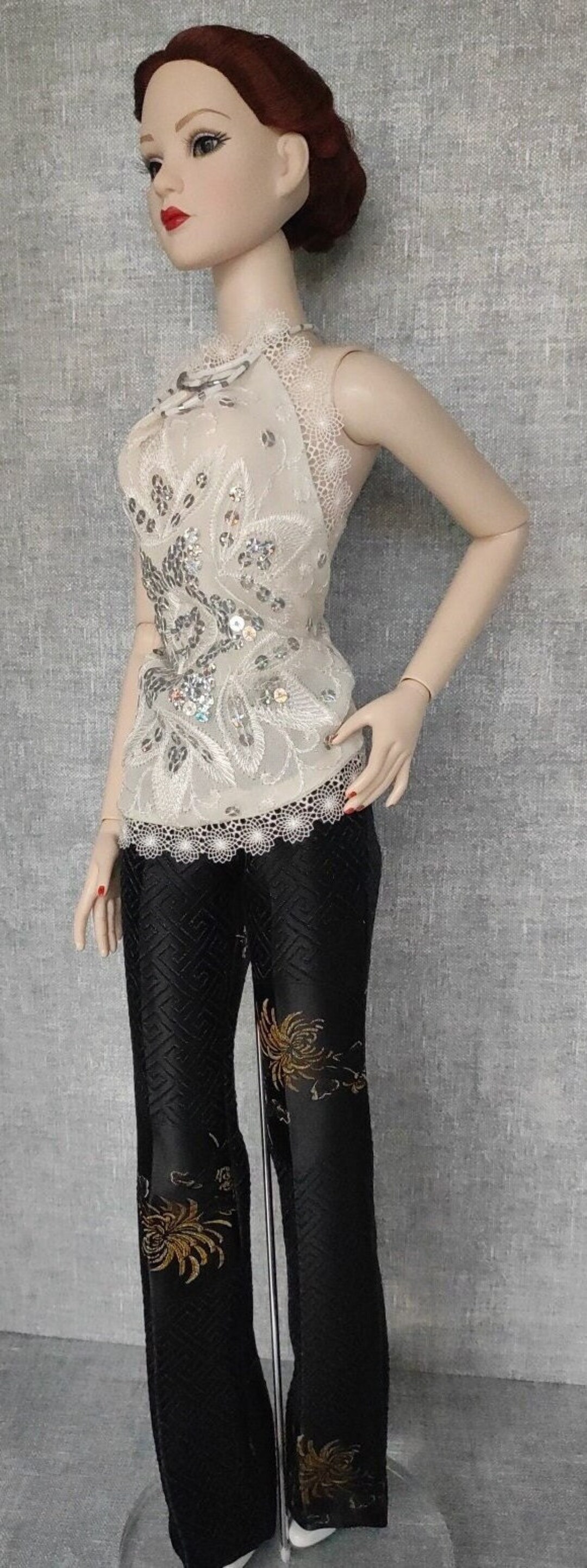 Ooak poupée TONNER doll Amercan Model 22 outft brodere anglase