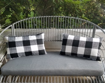 Buffalo check plaid black white outdoor lumbar pillows cushion cover Farmhouse style decor pillow rustic gingham porch cottage entryway