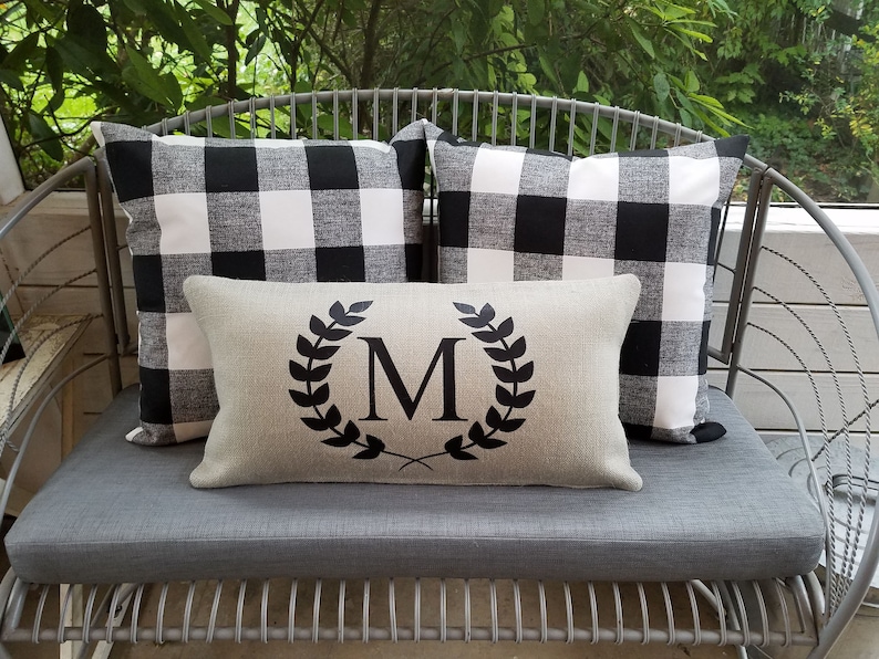 Farmhouse Style Outdoor Pillow Wreath Vine Leaves Modern Etsy