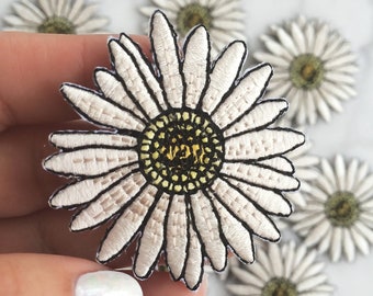 Daisy Patch - Iron On, Embroidered Applique – Flower