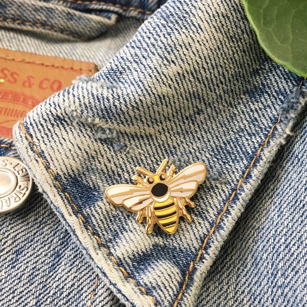 Tiny Bee Enamel Pin - VSCO Pins- Wildflower + Co.