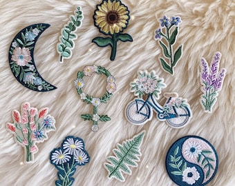 Botanical Cottagecore Iron On Patch Toppe ricamate Floreale Venere Yin Yang Luna Felce Fiori di campo Margherita Girasole Bicicletta Fiore di lavanda