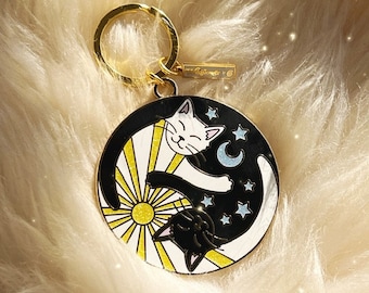 Yin Yang Cat Enamel Keychain - Cat Keychain - Sun & Moon Cuddly Cats - Celestial Astrology - Gift for Cat Lovers - Cute Keychains
