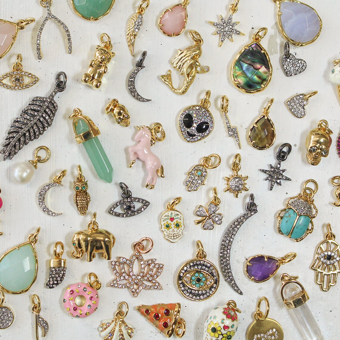 charms nike
