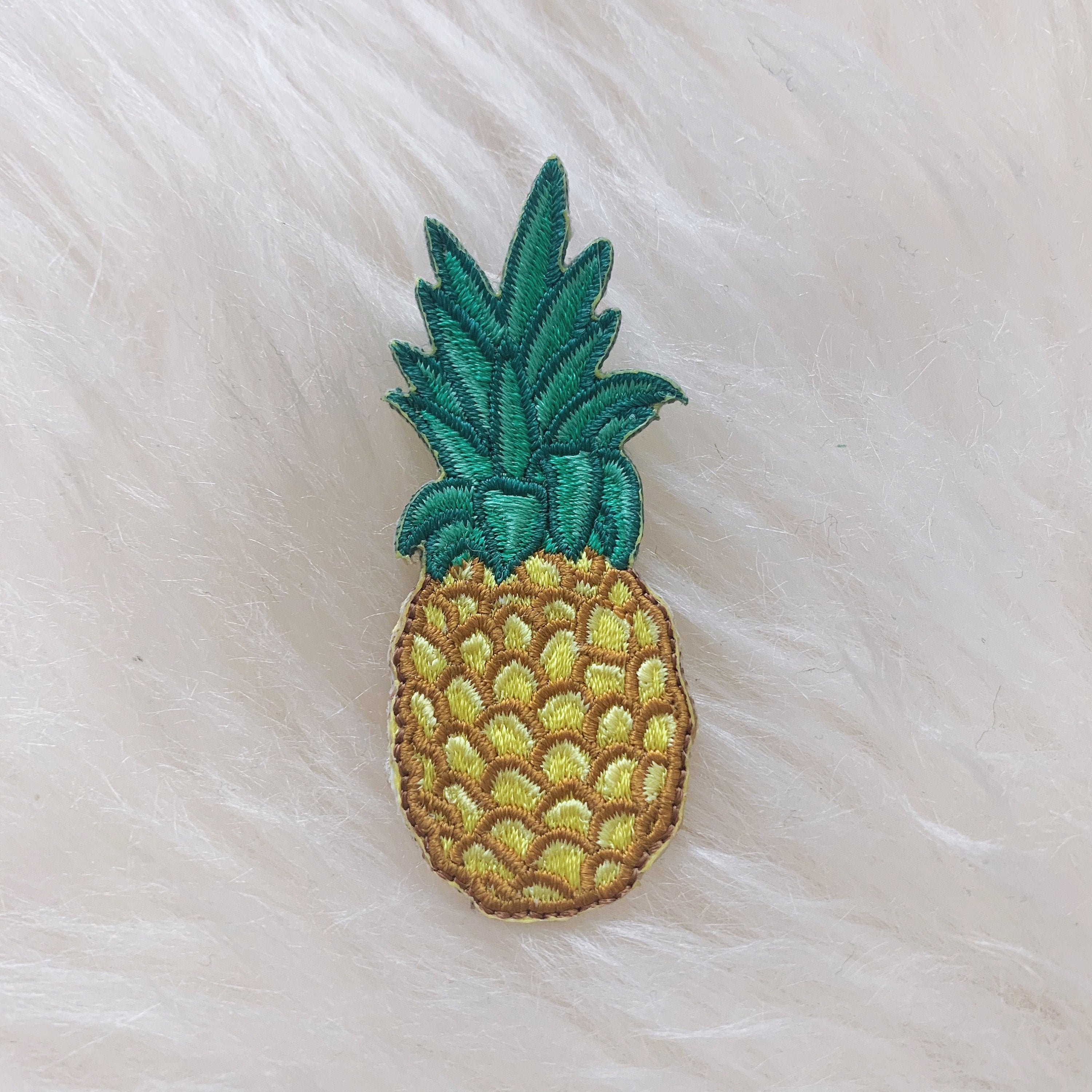 Shoes Embroidery Patch Applique Pineapple Patch Iron On Patch High Quality Patch,Embroidered Applique for DIY Clothing Jacket