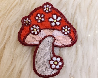 Mushroom w/ Daisies Patch - Cottagecore Botanical Iron on Patches for Jackets - Shrooms, Toadstool, Lazy Daisy Embroidery - Wildflower + Co.