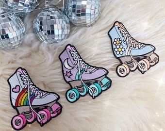 Roller Skate Patch - Rollerskate Roller Derby Roller Disco - Iron on Patches - Embroidered Patches for Jackets - 70s Rainbow - Retro Daisy