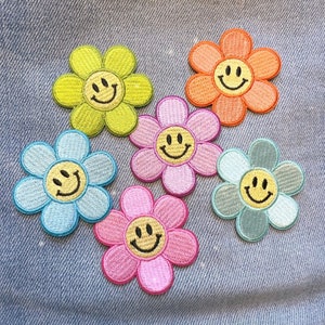 Smiley Daisy Patch Embroidered Patches for Jackets Positivity Optimism & Good Vibes Retro Flower Patches Kidcore Smiley Face Patch image 3