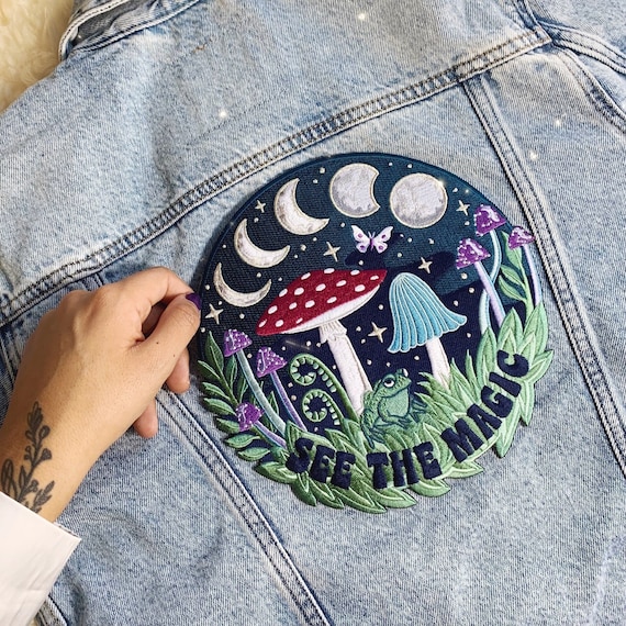 Super Mushroom Embroidered IRON ON PATCH - FREAKY SHOP WORLD