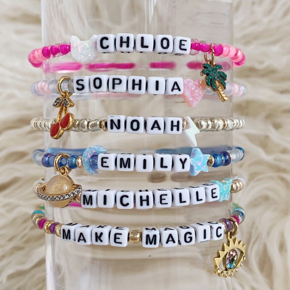 Pulseras de nombre con cuentas personalizadas personalizadas