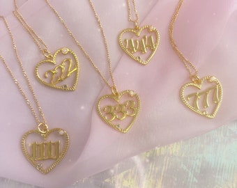 Collar de encanto de número de ángel 1111 222 333 444 777 - Guía de alineación de la suerte de protección manifiesta - Joyería - Encantos de oro - Collar de corazón