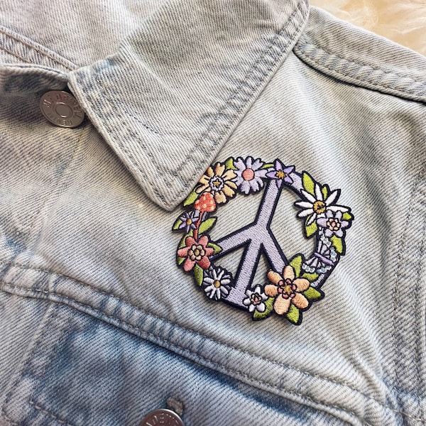 Peace Sign Floral Patch - Peace Sign Patch - Flower Power - Hippie Retro Embroidery - Iron On Embroidered Patches for Jackets - Cottagecore