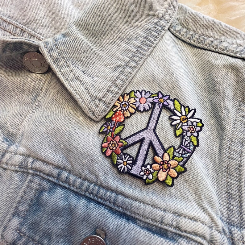 Peace Sign Floral Patch Peace Sign Patch Flower Power Hippie Retro Embroidery Iron On Embroidered Patches for Jackets Cottagecore image 1