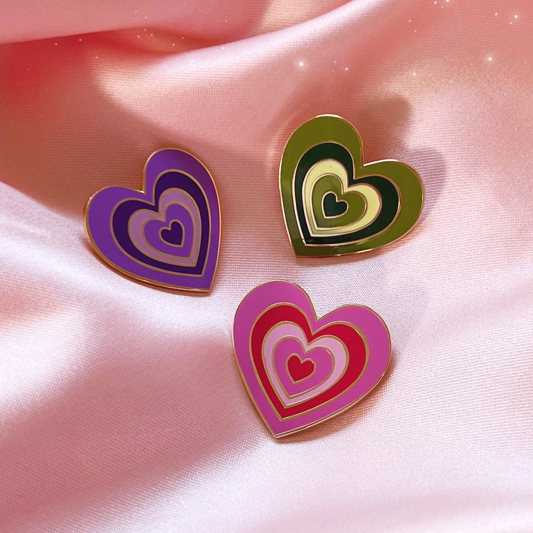 Y2K Aesthetic Heart Keychain Cute Enamel Keychain in Pink 