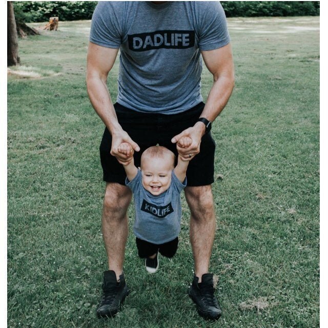 Dad Life Adult Shirt TShirt Dad T-Shirt Daddy Father Phrase Top Hip S…