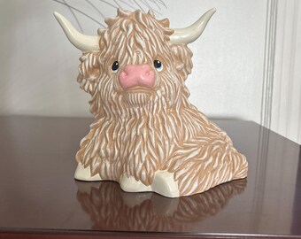 8 inch Highland Cow, Ceramic, light Tan with pink nose