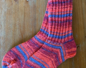 Teen, Woman average Socks, Wool Socks, US shoe size 6-9, hand knitted ,  free shipping in the lower 48