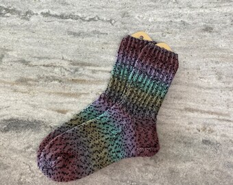 Men's average size Socks, Wool Socks, hand knitted Socks, handmade Socks, US shoe size 10-13, free shipping in the lower 48