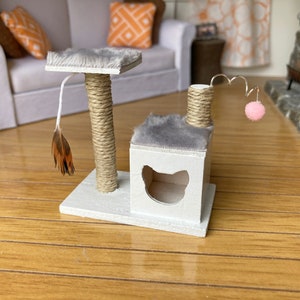 Dollhouse Miniature Cat Scratch Post Tree w/ Ball Feather Kitten Pet Toy 1” scale 1:12