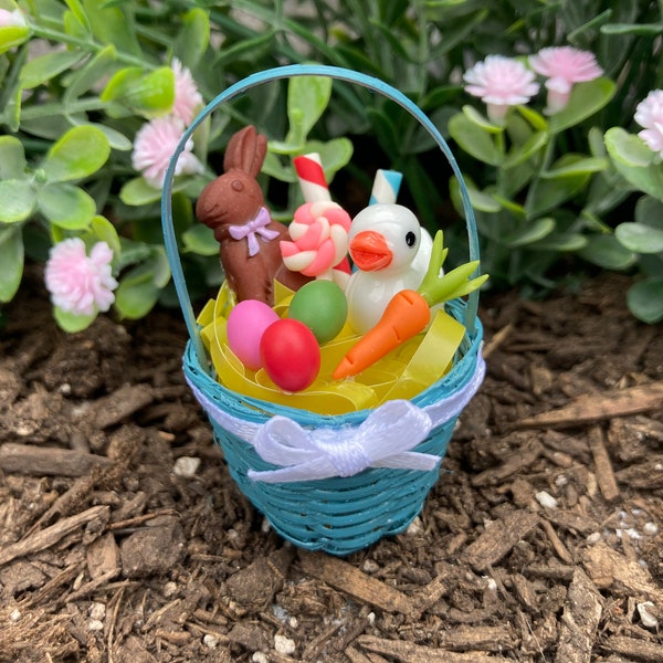 Dollhouse Miniature Easter Basket w/ Eggs, Chocolate Bunny, Candy, Carrot, Duck