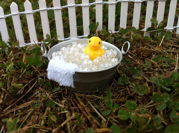 Dollhouse Miniature Bath Time “Rubber” Duckie in Tub Pail Duck 1” scale 1:12