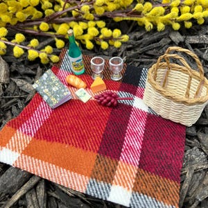 Dollhouse Miniature Picnic Basket Wine Cheese Grapes Fall Blanket Set 1” scale 1:12 Fairy Garden Barbie