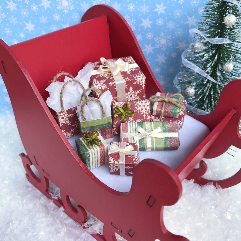 Miniature Christmas Present/Gift Dollhouse size, Miniature Christmas Present/Gift Dollhouse size,