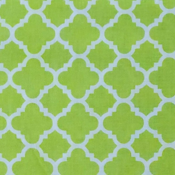 Quatrefoil Green White Geometric In Bloom Modkids Joann Fabric Cotton BTY