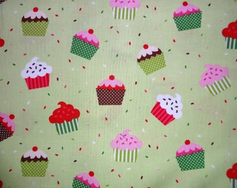 Confections Cupcakes Christmas XMAS Robert Kaufman Cotton Quilting Fabric BTY