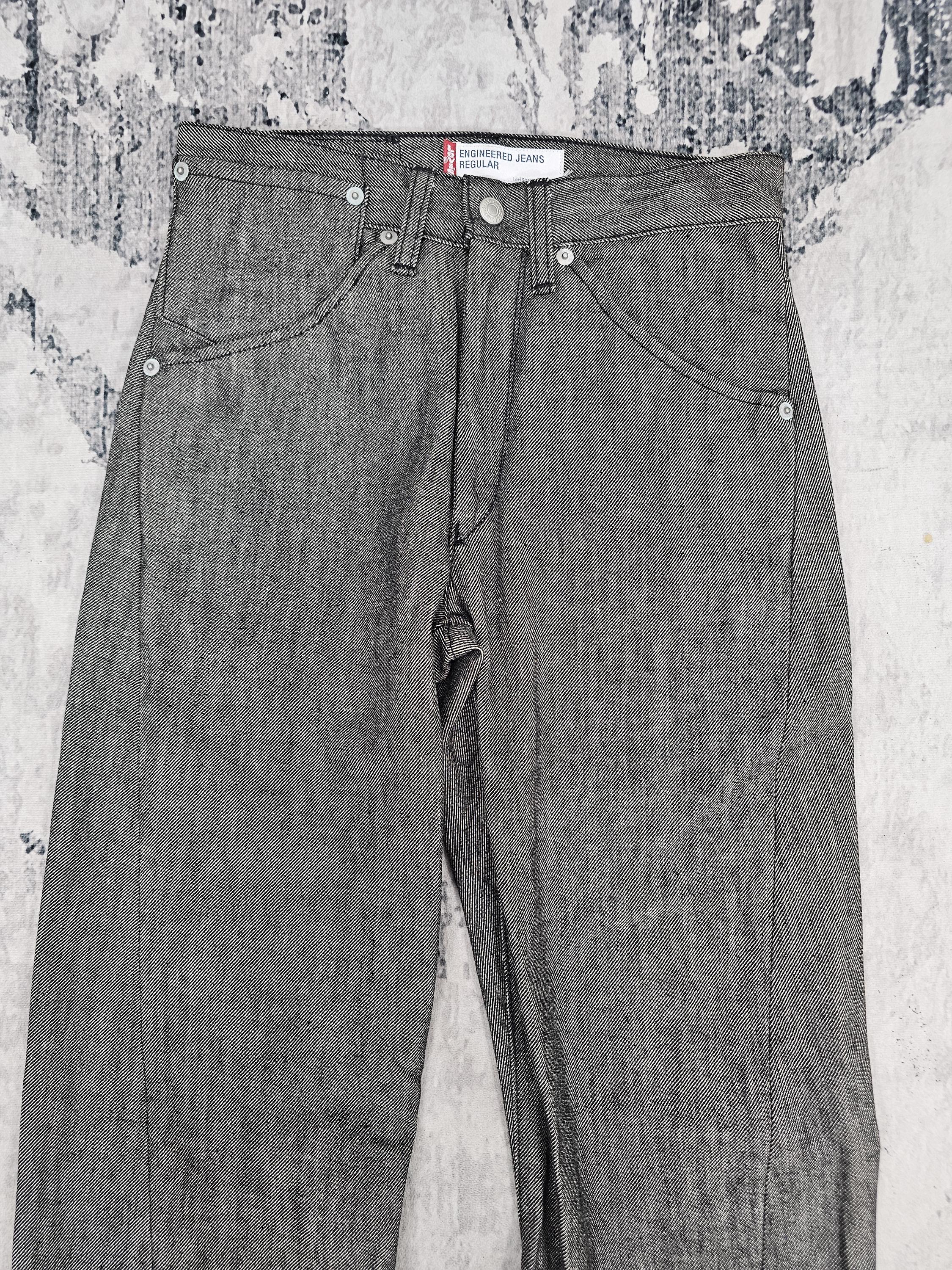 Vintage 00's LEVIS Engineered Regular Fit Twisted Jeans Levi's