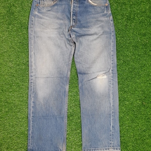 Vintage Levi’s 501  XX Medium Wash Levis Ripped Levis Distressed Levis Jeans Pant Denim Grunge Levis Size 32x28.5 L0052