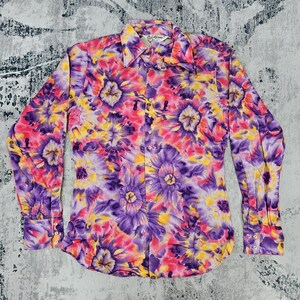 Vintage CALIFORNIA Townline Flowers Colorful Art Design Tie Dye Long Sleeves Button Up Shirt Medium Size H0043