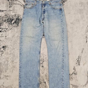 Vintage LEVIS 501 Sun Faded Jeans Levis 501 Stone Wash Blue Jeans Levis 501 Medium Wash Cropped Jeans  Size 35X32 Jeans L0429