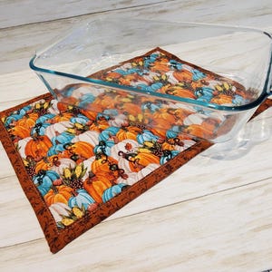Large Fall Pumpkins Hot Pad, 16&quot; x 12&quot;  Quilted Casserole Trivet, Thanksgiving, Reversable Hot Pad, Fall Pot Holder, Autumn Kitchen Decor