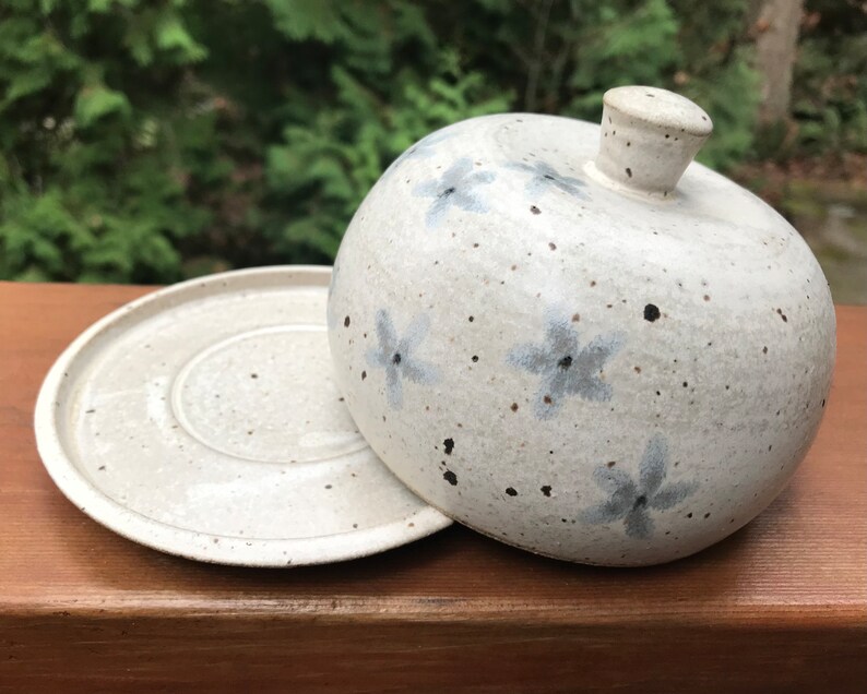Ceramic Container with lid, Butter dish, Onion keeper, Avocado keeper, pottery container, pottery, ceramic container, pottery butter bowl image 2