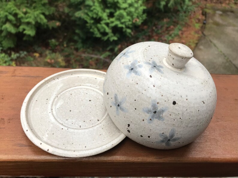 Ceramic Container with lid, Butter dish, Onion keeper, Avocado keeper, pottery container, pottery, ceramic container, pottery butter bowl image 6