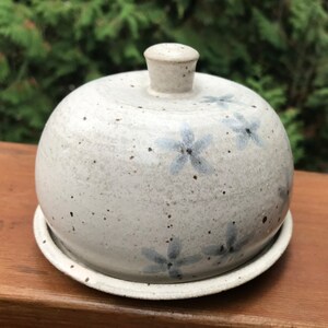 Ceramic Container with lid, Butter dish, Onion keeper, Avocado keeper, pottery container, pottery, ceramic container, pottery butter bowl image 9