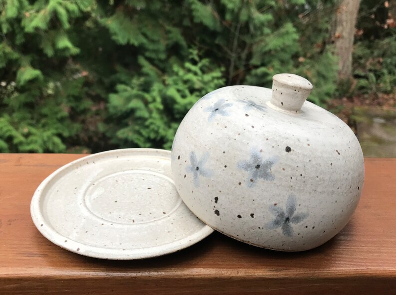 Ceramic Container with lid, Butter dish, Onion keeper, Avocado keeper, pottery container, pottery, ceramic container, pottery butter bowl image 8