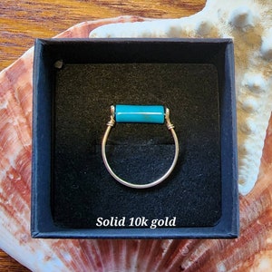 Ring 10k Solid Yellow Gold Kingman Turquoise Tube Bead Wire Work Line sz 8 Stacking Layering Spinner Robin's Egg Blue Teal Boho Beach Unique