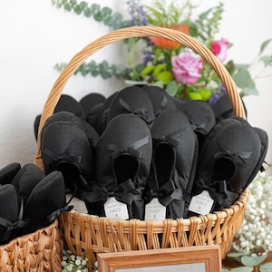 Wedding slippers 2025 for guests bulk