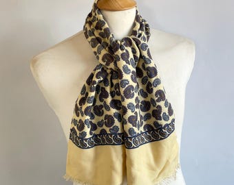 Bufanda Tootal vintage con estampado paisley, década de 1960.