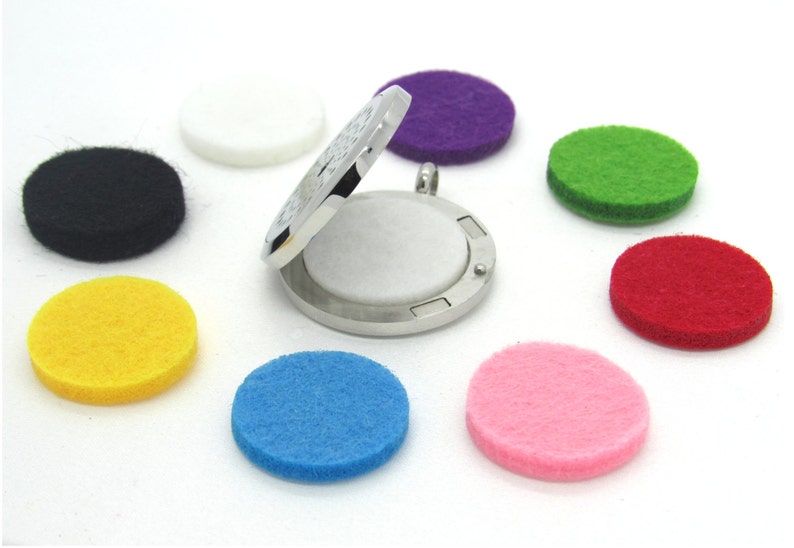 Thick Essential Oil Diffuser Pads for 30mm Aromatherapy Lockets Replacement Felt image 1