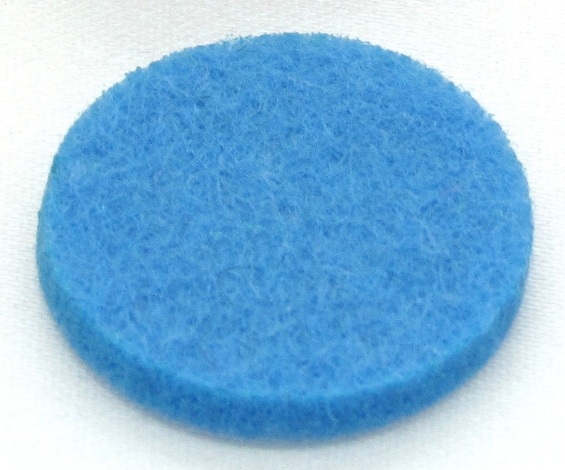 Thick Essential Oil Diffuser Pads for 30mm Aromatherapy Lockets Replacement Felt image 4