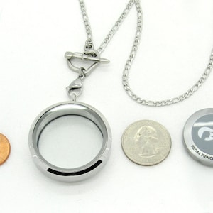 Stainless Steel Silver Floating Glass Waterproof Twist Screw Locket Necklace for Airtag Coins More