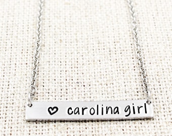 Carolina Girl Bar ketting, zuidelijke meisje sieraden, North Carolina ketting, State Pride, UNC Graduate, South Carolina Gift, NC sieraden