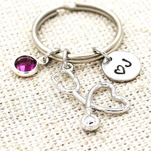 Gepersonaliseerde stethoscoop sleutelhanger, verpleegkundige sleutelhanger, eerste geboortesteen sleutelhanger, verpleegkunde afstudeercadeau, RN geschenken, EMT cadeau, LPN sleutelhanger