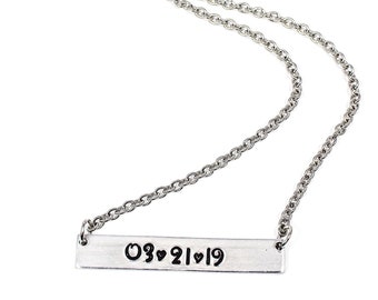 Custom Date Necklace, Anniversary Necklace, Wedding Day Gift, Long Distance Gift, Gift For Wife, Special Date, New Mom, Engagement Gift